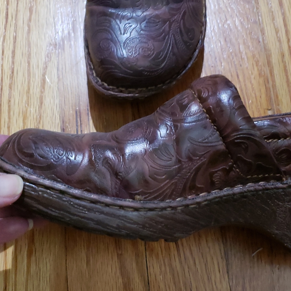 Clogs - Picture 4 of 7